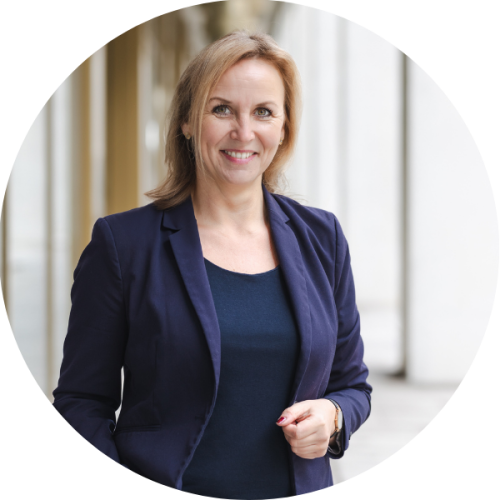 Stärkencoach Michaela May begleitet Führungskraft im Alltag